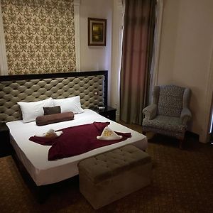 Paradise Boutique Hotel